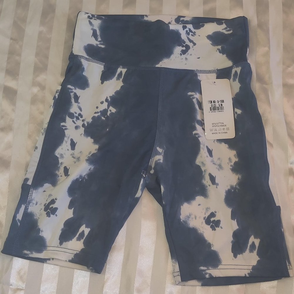 Women Blue&White Yuna Fashion Yoga Shorts
